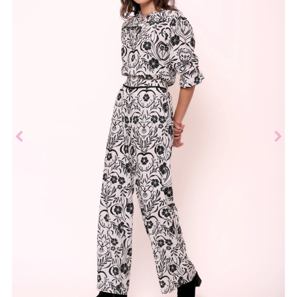 Beyond by Vera Floral Black and White Palazzo Pants NEW!